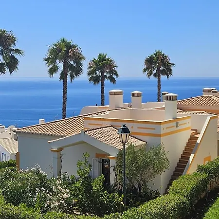 The View - Santo Antonio Villas, Golf & Salema