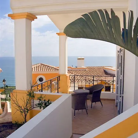 The View - Santo Antonio Villas, Golf & Resort 4*