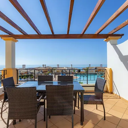 אתר נופש The View - Santo Antonio Villas, Golf & 4*