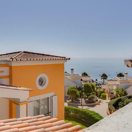 منتجع The View - Santo Antonio Villas, Golf &