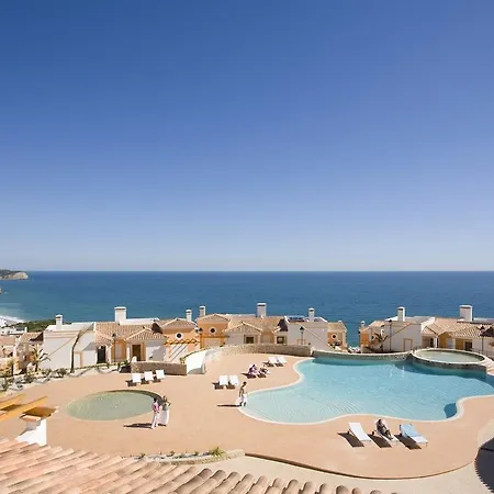 The View - Santo Antonio Villas, Golf & 4* Salema