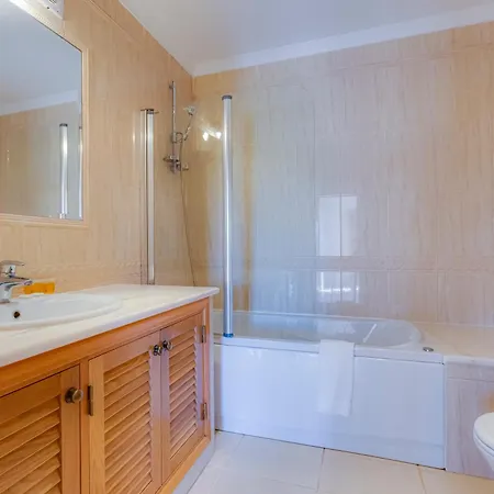 The View - Santo Antonio Villas, Golf & Rezort 4*